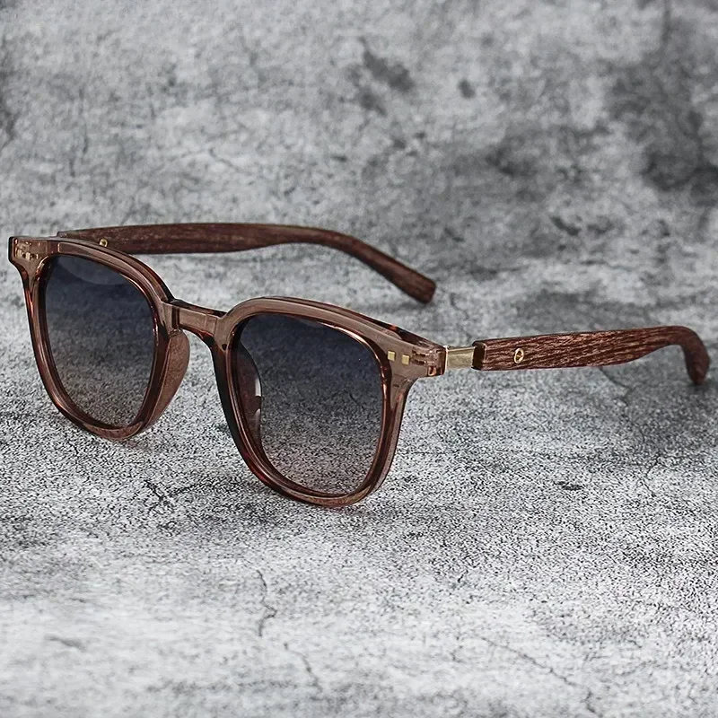 Lunettes de soleil pour hommes - Photography Of A Man avis et prix