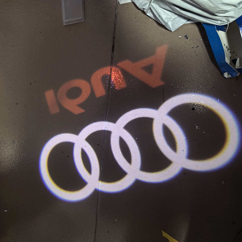 Projecteur laser LED pour écla - Reflector 5 In 1 avis et prix